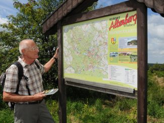 Auf geführten Wanderungen rund um die Region Altenberg lässt sich viel Spannendes entdecken.