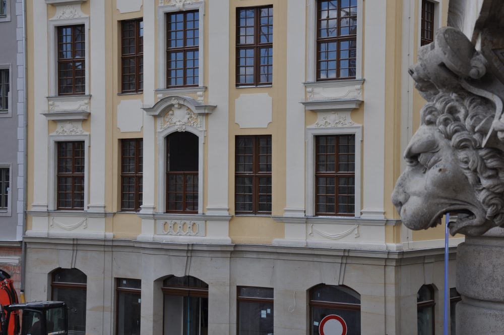Aus diesem Fenster malte Bernardo Bellotto den Neumarkt zu Dresden. Foto: Una Giesecke