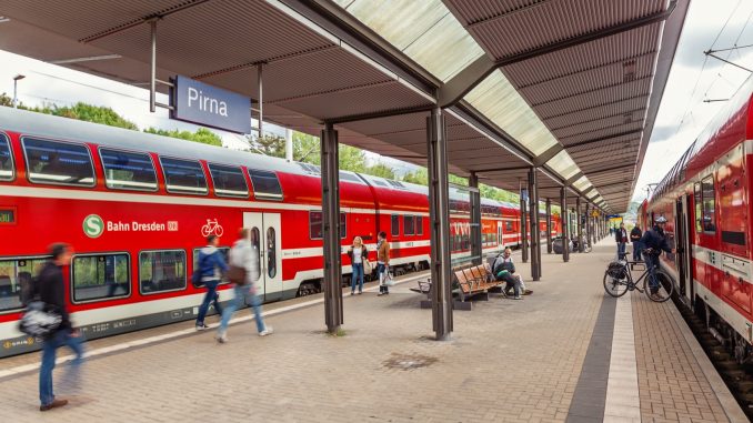 Die S-Bahn Dresden konnte im letzten Jahr einen Fahrgastrekord verzeichnen. Foto: Neumann
