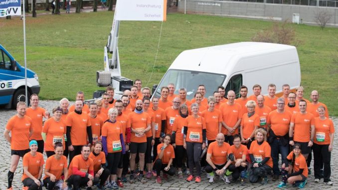 Das Piepenbrock-Laufteam 2017 hatte viel Spaß beim 19.Dresdner City-Marathon. Foto: Piepenbrock