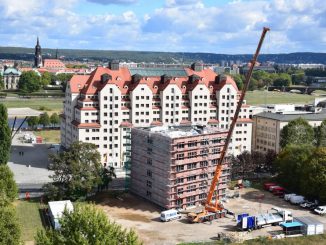 Am 28.9.2018 feiert die neu entstehende SPD-Zentrale in Dresden Richtfest. Foto: Una Giesecke