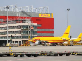 Frachtflugzeuge von DHL auf dem Flughafen Leipzig/Halle. (Foto: Jan Woitas/Archiv)