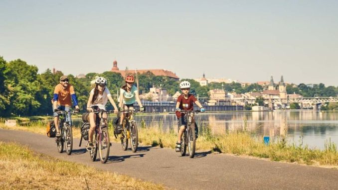 Gewinnspiel: Deutschlands beliebtester Fernradweg rüstet sich für die Saison