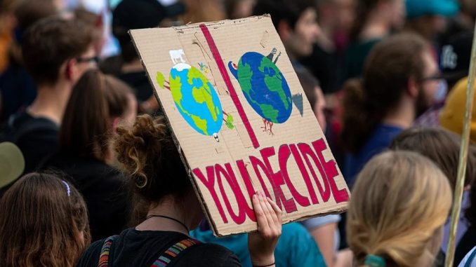 Jugendstudie: Angst vor Folgen des Klimawandels wächst