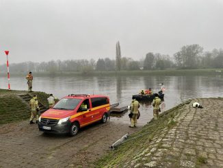 Tote Frau aus der Elbe geborgen