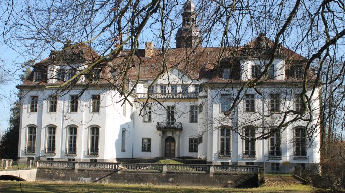 Schloss Lindenau bei Ortrand