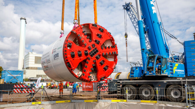Einhub Tunnelbohrmaschine Tunnel Nossener Brücke