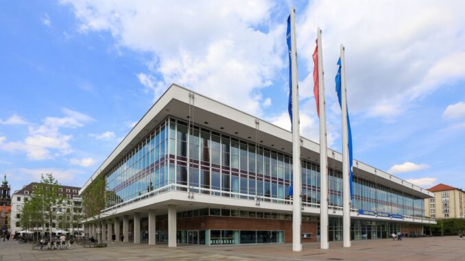 Zentralbibliothek Dresden, Aussenansicht_Bildrecht SBD Außenansicht Zentralbibliothek Dresden, Quelle: Städtische Bibliotheken Dresden