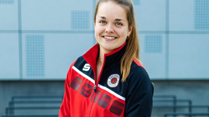 Saskia Oettinghaus_Foto Amelie Jehmlich Sport Wasserspringen