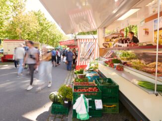Wochenmarkt Lingnerallee