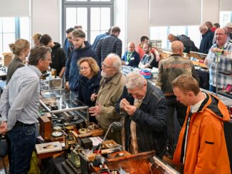 Glash&uuml;tte Uhren