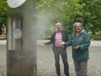 Trinkwasserbrunnen mit Spr&uuml;hnebel